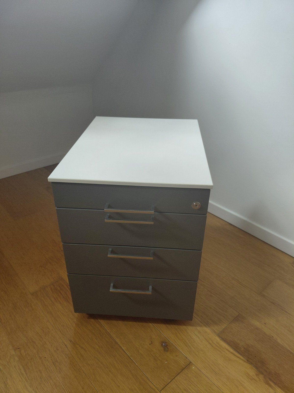 Armoire tiroirs de bureau, Enlèvement