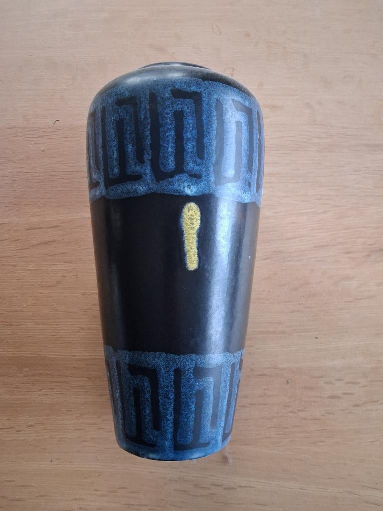 West germany vaas 22 cm hoog, Antiek en Kunst, Antiek | Vazen, Ophalen