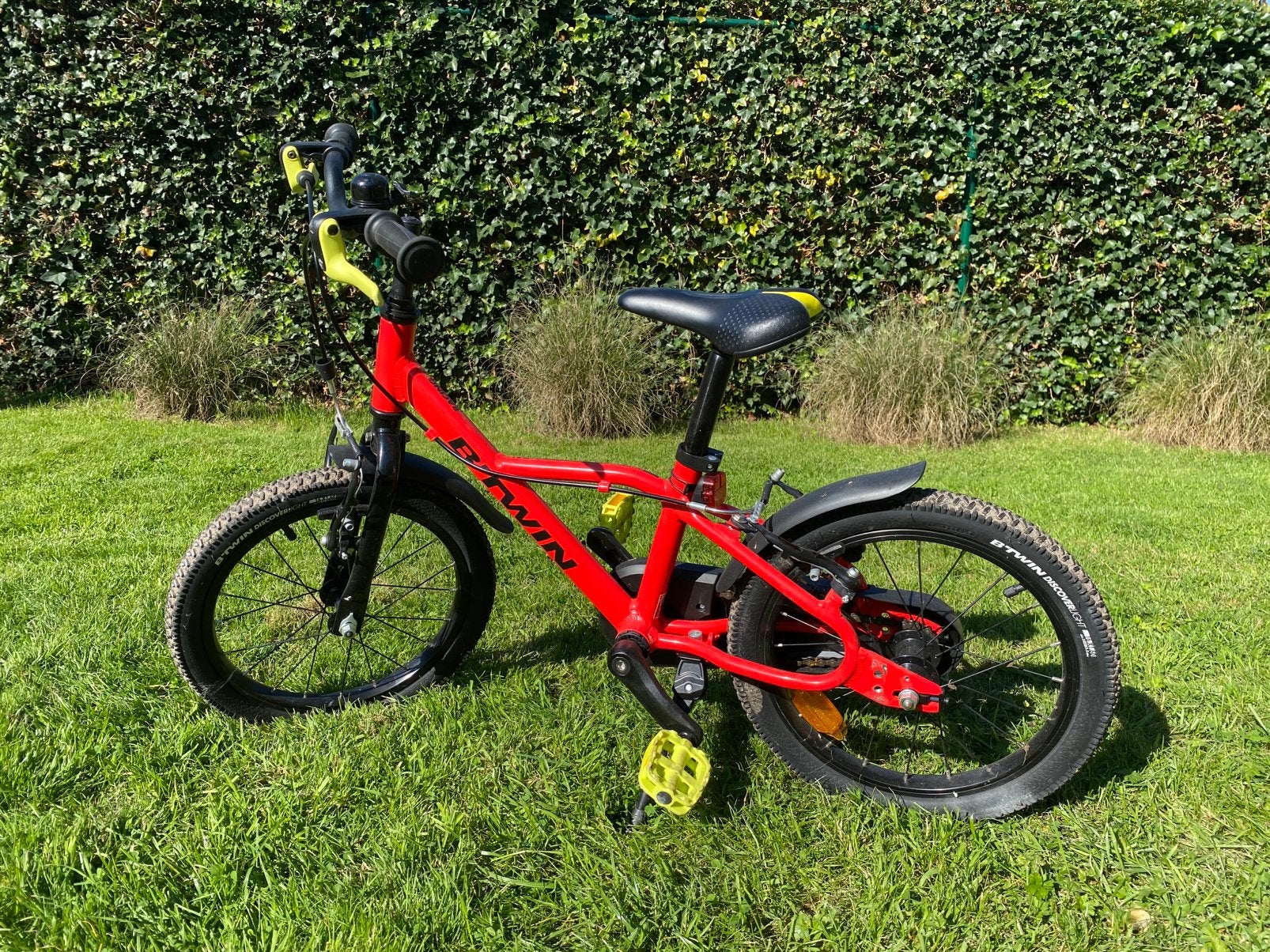 Btwin kinderfiets + Gratis hulpmiddelen, Vélos & Vélomoteurs, Enlèvement, Comme neuf