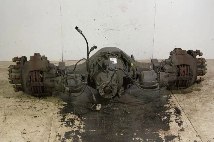 Meritor Axle & Steering Parts Achteras Compleet R=2.64 Renau, Ophalen, Gebruikt