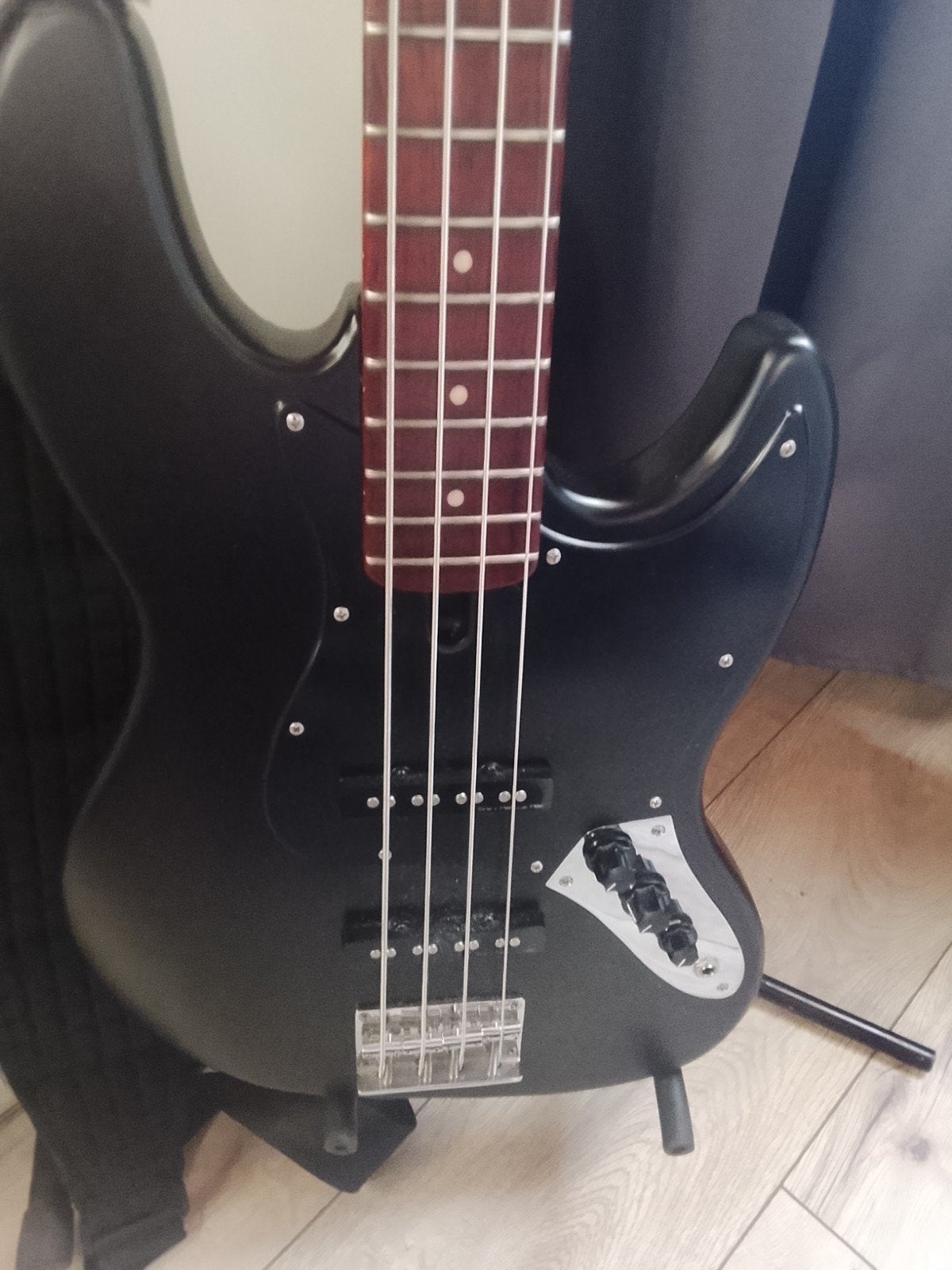 Marcus Miller V3 basgitaar, Muziek en Instrumenten, Ophalen, Nieuw, Elektrisch