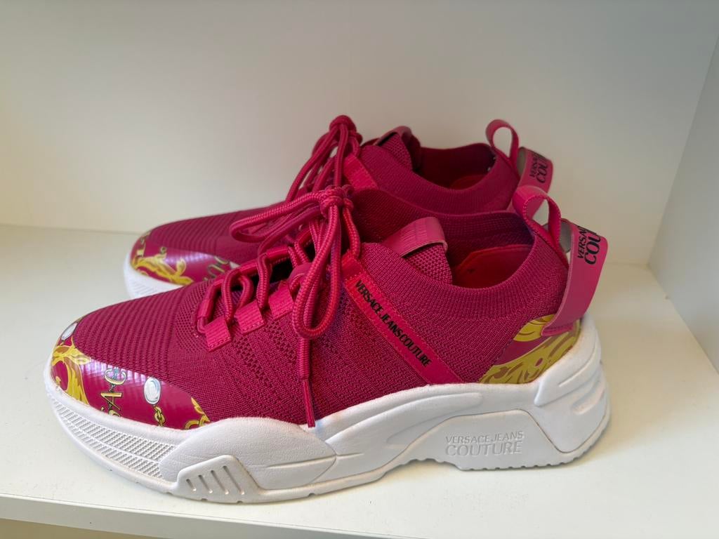 Sneakers Versace maat 39/40, Kleding | Dames, Schoenen, Ophalen, Zo goed als nieuw, Sneakers