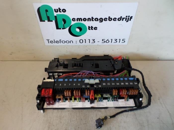 Boîte à fusibles d'un BMW 3-Serie (3-Serie 98-), -, 3 mois de garantie, Utilisé, -
