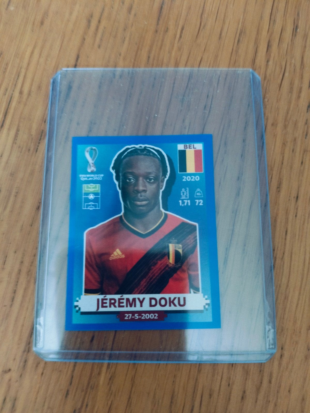 Jeremy Doku België Panini WK Qatar blauwe rand, Verzamelen, Sportartikelen en Voetbal, Ophalen of Verzenden