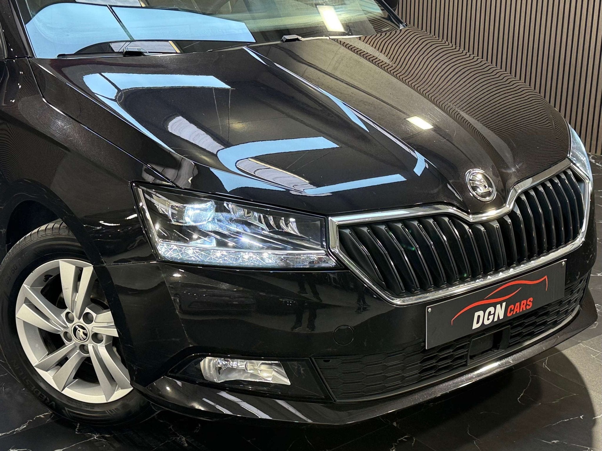 Skoda Fabia Fabia 1.0 TSI, Achat, Euro 6, Boîte manuelle, Alcantara