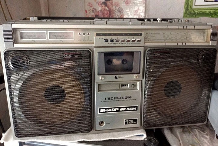 Radiocassette ghetto blaster Sharp gf 94 94 vintage, Enlèvement, Radio