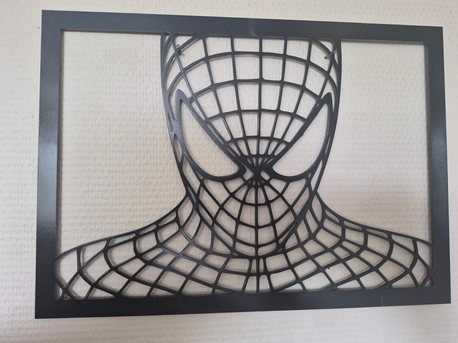 décoration murale Spiderman, Enlèvement