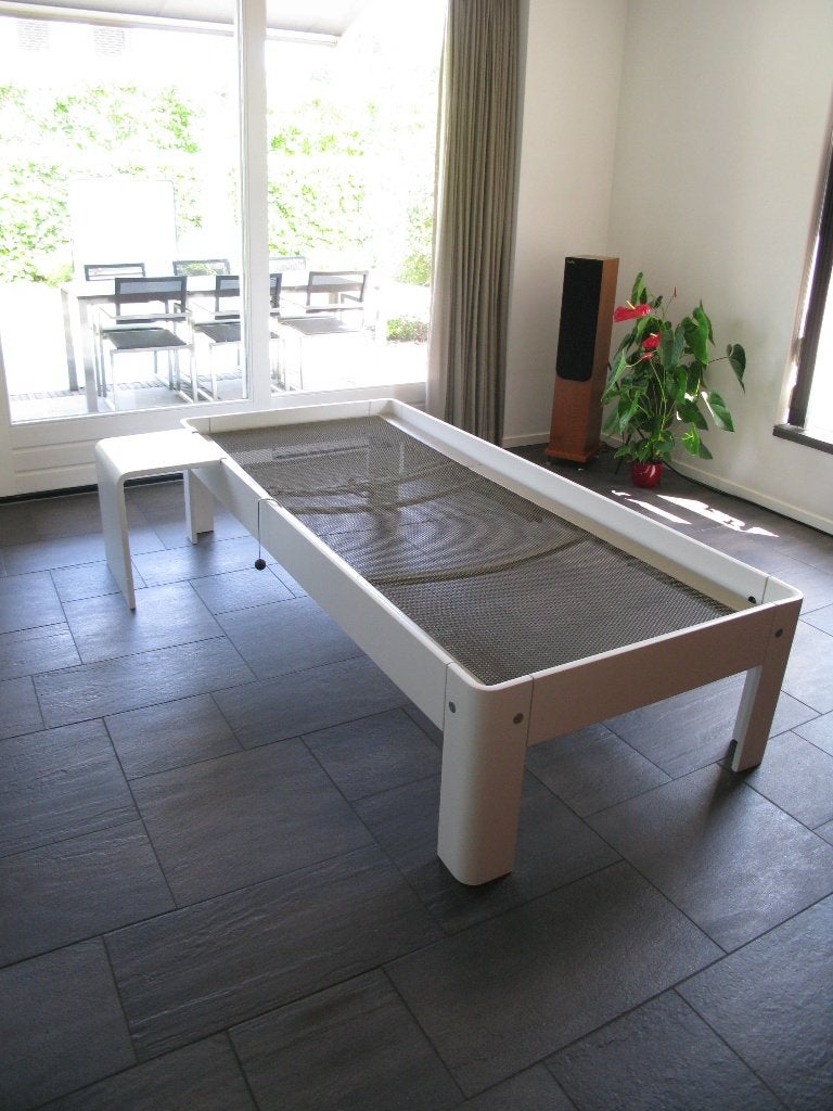 Hoog model Auping auronde 90x210 cm met tafeltje, Huis en Inrichting, Ophalen, 90 cm, Hout, Verstelbaar