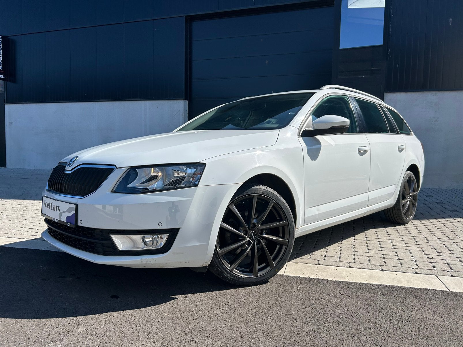 Skoda Octavia SW 1.0 TSI AUTOMAAT/ 2017 / GPS - PDC, Stof, Navigatiesysteem, Wit, Bedrijf
