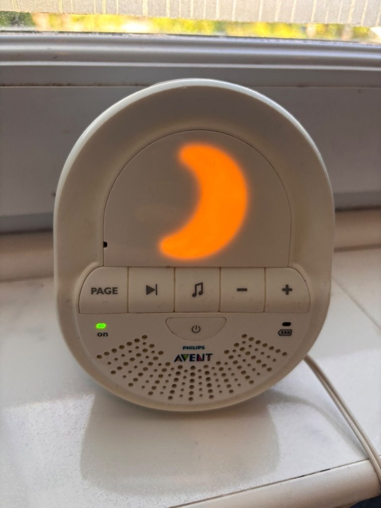 Babyphone Avent Philips avec veilleuse et chansons, Enfants & Bébés, Enlèvement, Utilisé, 250 mètres ou plus, Fonction Répondeur