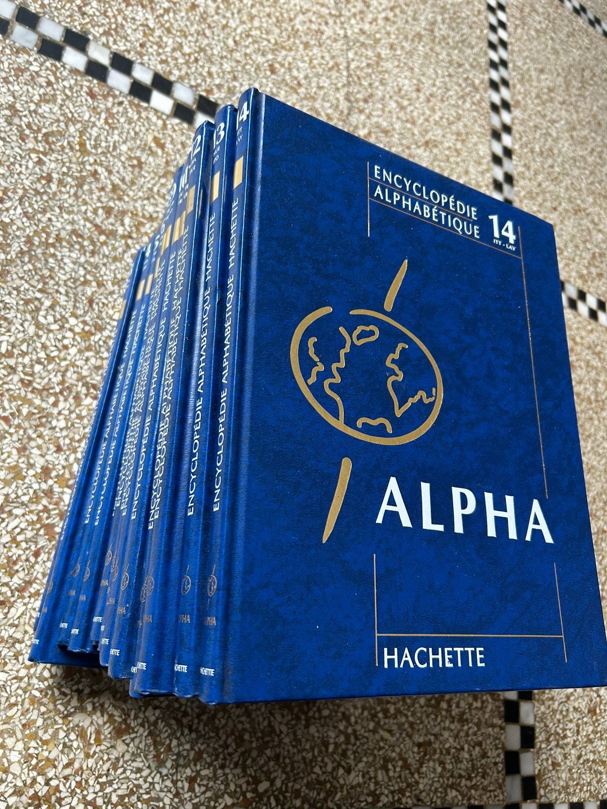 Encyclopédie Hachette Alpha complète, Enlèvement, Comme neuf, Général, Série complète