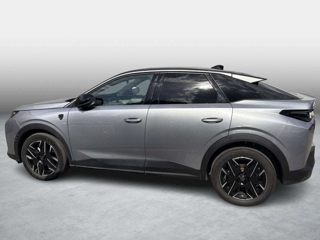 Peugeot 3008 1.2 HYBRID 136 e-DSC6 GT (automatique), 100 kW, 1250 kg, Entreprise, 136 ch