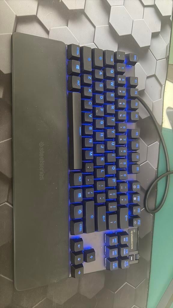 Steelseries apex pro tkl, Computers en Software, Toetsenborden, Ophalen, Gaming toetsenbord, Zo goed als nieuw, Qwerty