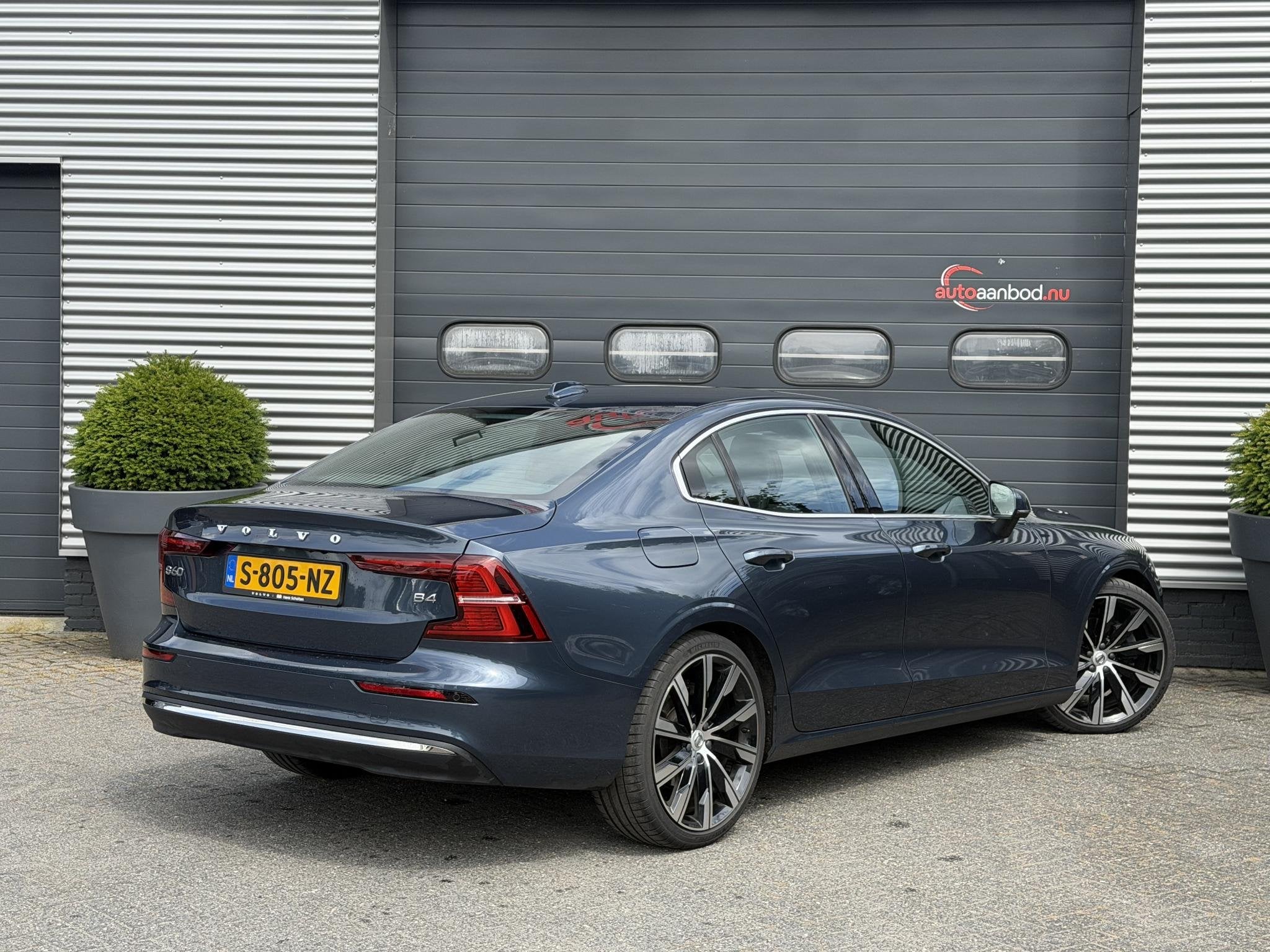 Volvo S60 2.0 B4 Plus Bright (automatique), Autos, 1800 kg, Entreprise, S60, Automatique