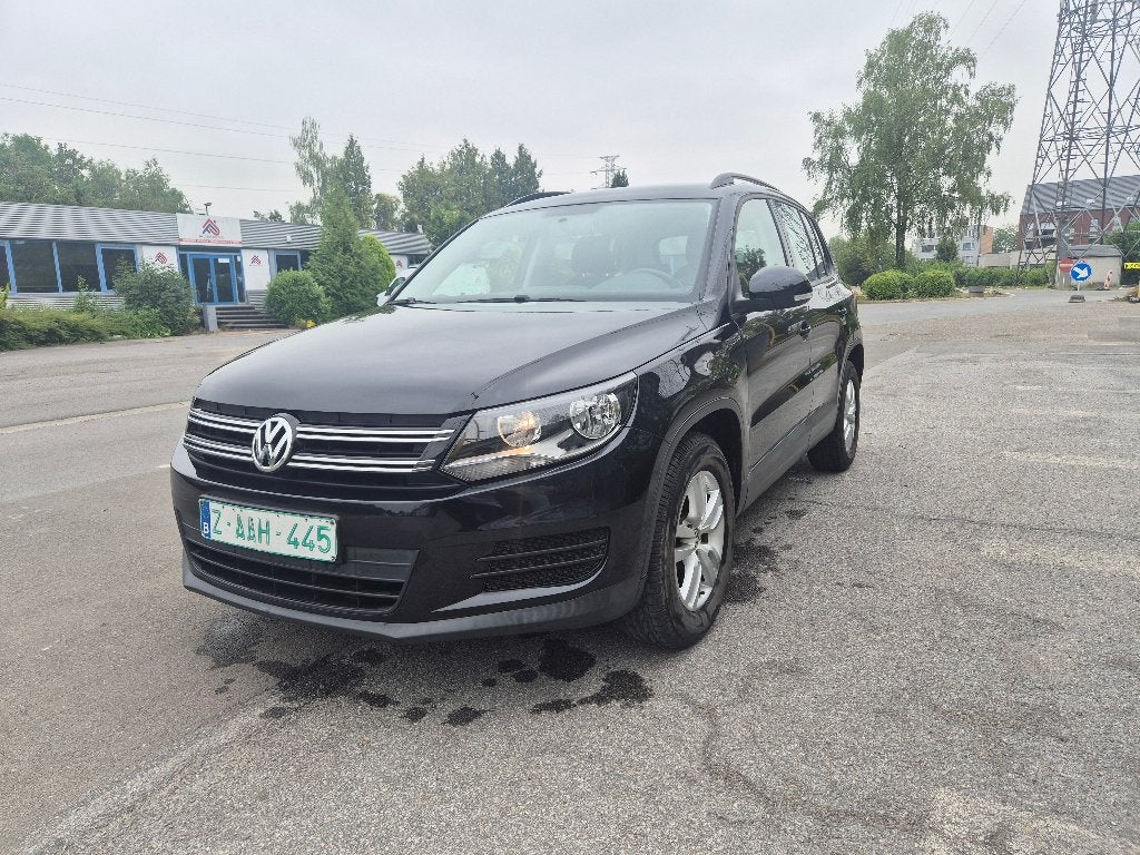 Volksvagen tiguan 1.4 tsi 40000km!!!!, Auto's, Volkswagen, Voorwielaandrijving, Euro 5, Zwart, 4 cilinders