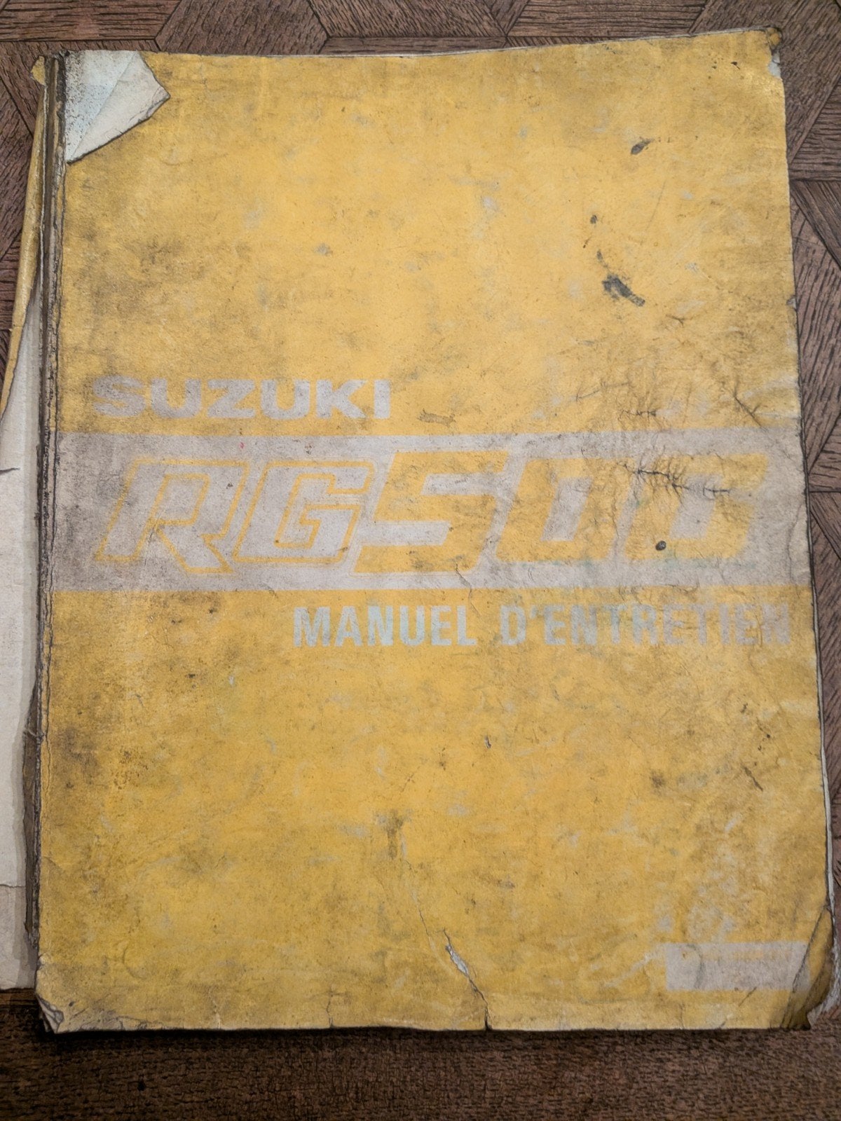 Manuel d'entretien Suzuki RG500 de 1985, Enlèvement, Suzuki