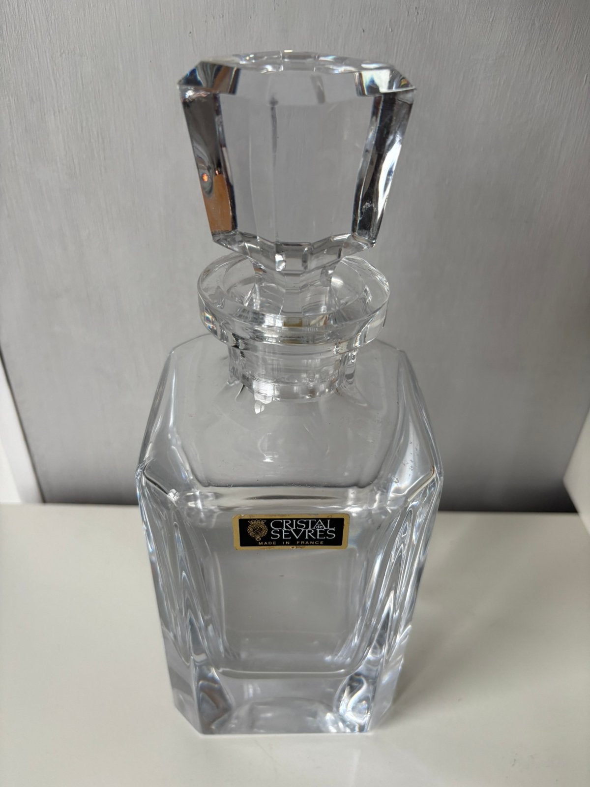 Carafe en cristal de SÈVRES (26/10 cm), Enlèvement ou Envoi