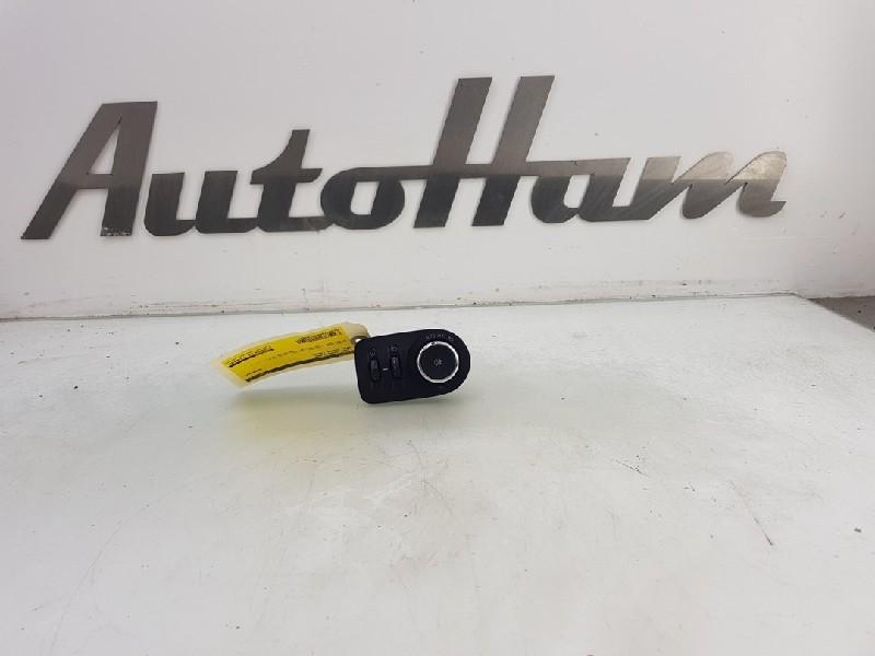 LICHTSCHAKELAAR Opel Corsa F (UB / UH / UP) (01-2019/-), Gebruikt, Opel