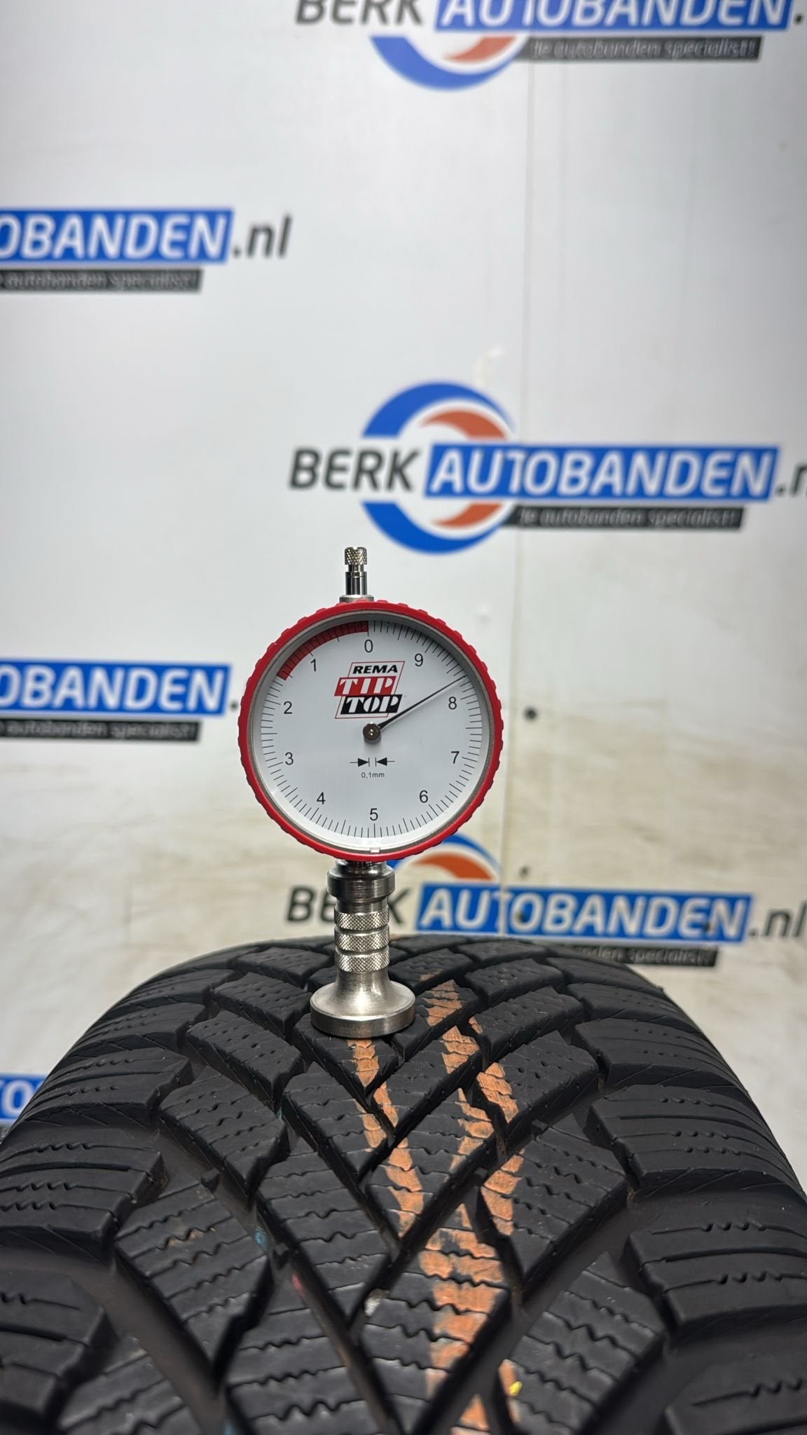 2x Continental Wintercontact TS860 205/65 R15 94T 205/65/15, Auto-onderdelen, Banden en Velgen, Gebruikt, -, Band(en), -