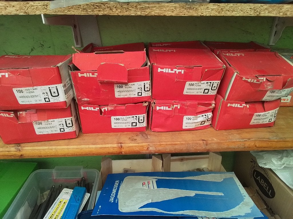 14 dozen tarbotschroeven 7,5 x 80 mm hilti zie de foto's, Ophalen, Schroeven