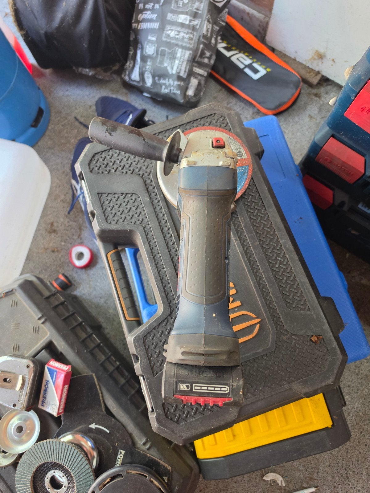 Bosch proffesional, Doe-het-zelf en Bouw, Gereedschap | Boormachines, Ophalen, Zo goed als nieuw, Boormachine