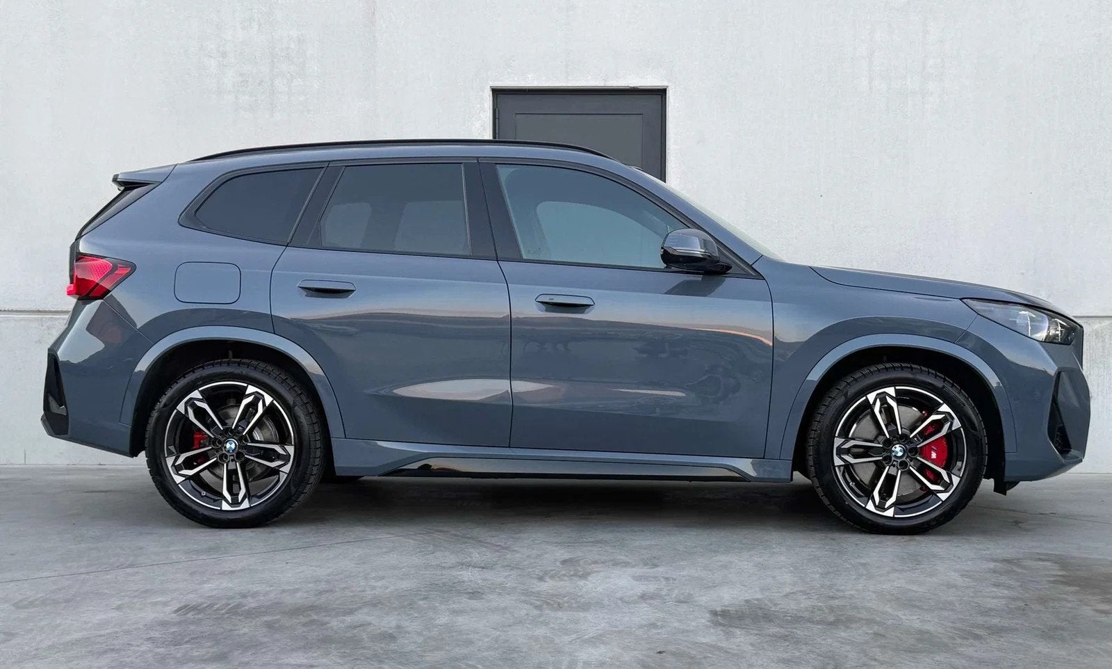 BMW X1 PHEV*M Sport Pro * Driving Assist Pro * Parking Assis, Achat, 292 ch, Noir, 5 portes