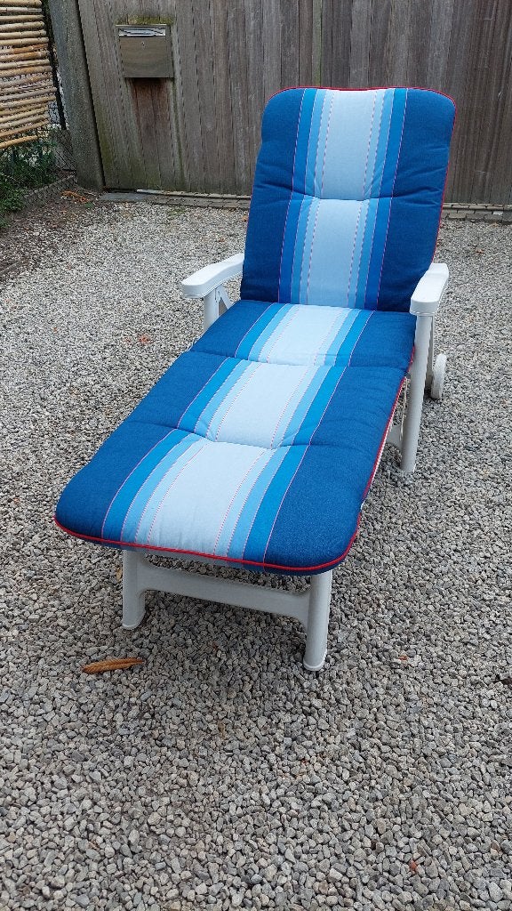 ligzetel met kussen, Tuin en Terras, Ophalen, Gebruikt
