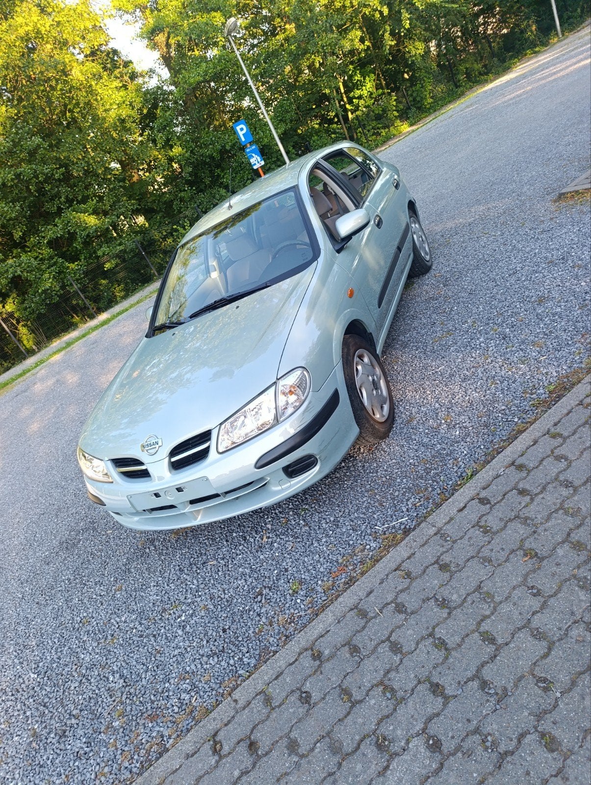 Nissan Almera, Almera, Achat, Entreprise, 5 portes