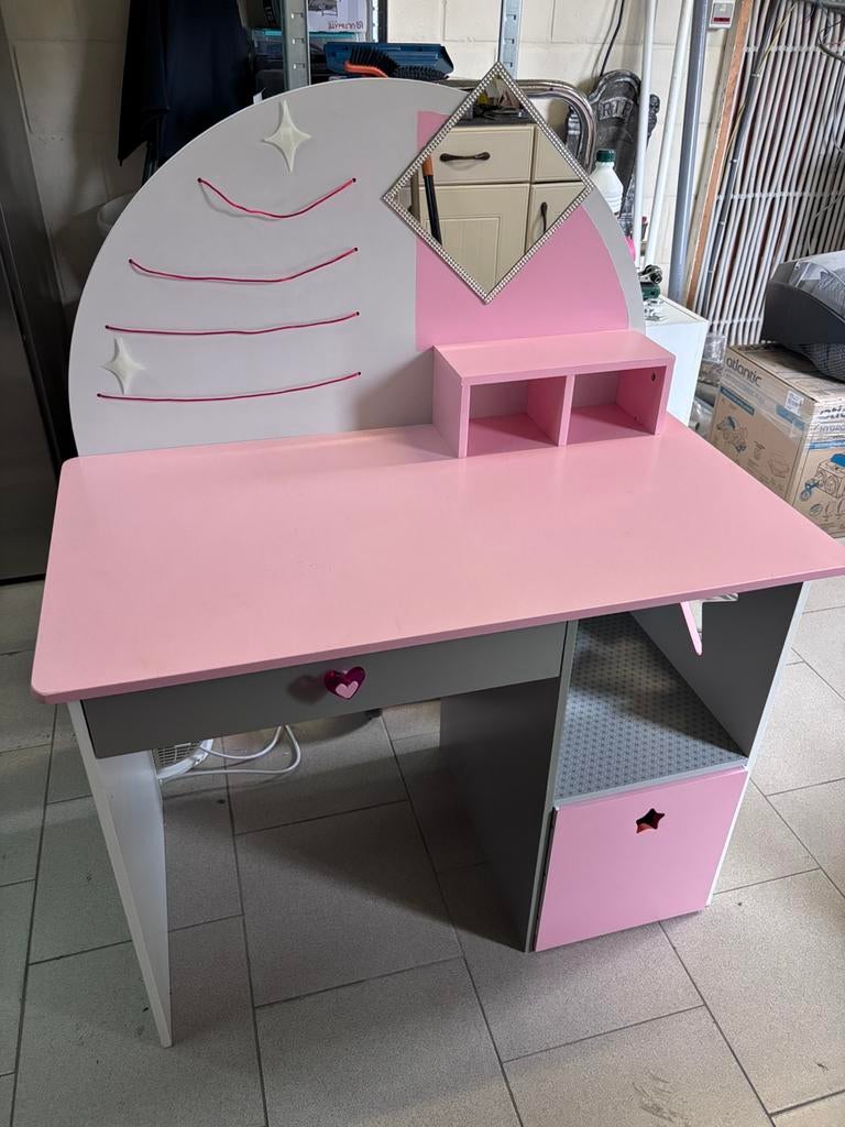 Bureau enfant, Enlèvement, Comme neuf
