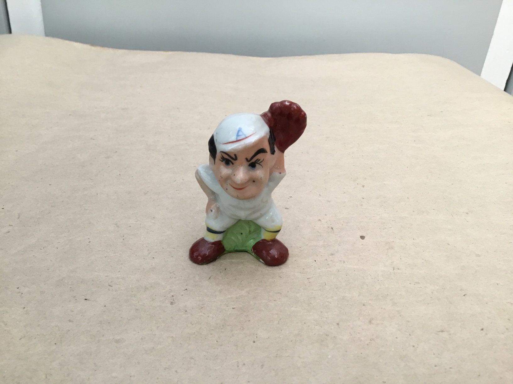 Figurine vintage joueur de baseball en porcelaine, Enlèvement ou Envoi, Utilisé