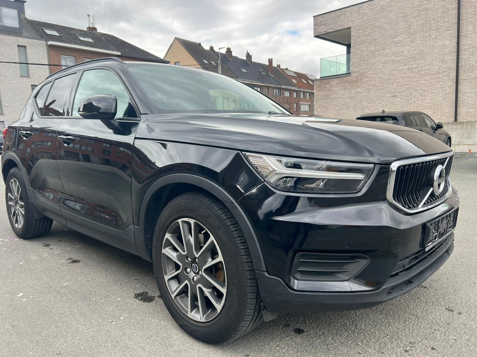 VOLVO XC40 2.0I AUTOMATISCHE TRANSMISSIE, Auto's, Automaat, Stof, 1989 cc, 4 cilinders