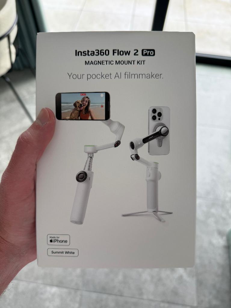 Insta360 Flow 2 Pro - opvouwbare gimbal, Enlèvement ou Envoi, Neuf