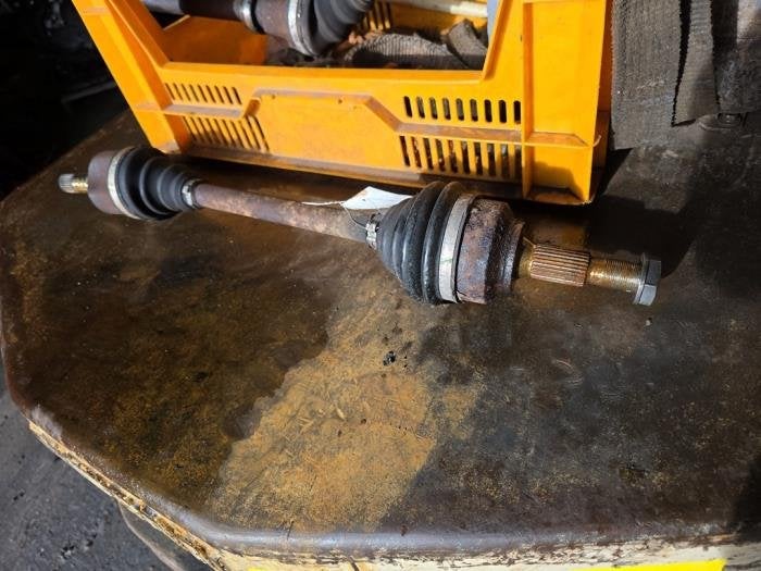 Arbre de transmission avant gauche d'un Fiat Scudo, -, 3 mois de garantie, Utilisé, Fiat