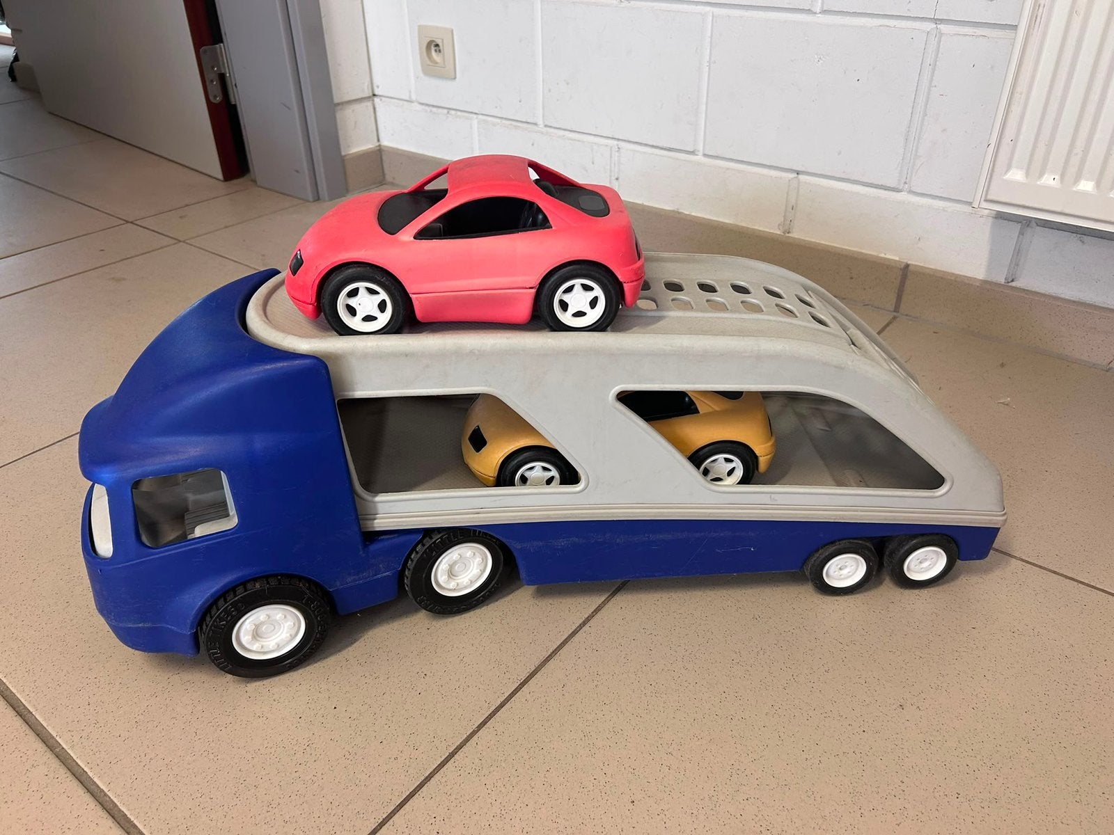 Little tikes vrachtwagen + auto’s - zeer goede staat!, Kinderen en Baby's, Speelgoed |Speelgoedvoertuigen, Ophalen, Zo goed als nieuw