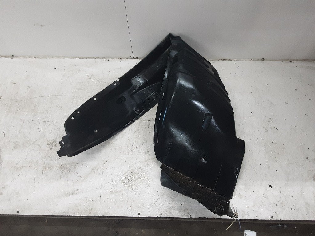 PARE BOUE AVANT DROIT Suzuki Swift (ZC / ZD) (01-2017/-), Suzuki-Allee 7
64625  Bensheim, DE, Suzuki Deutschland GmbH, Garde-boue