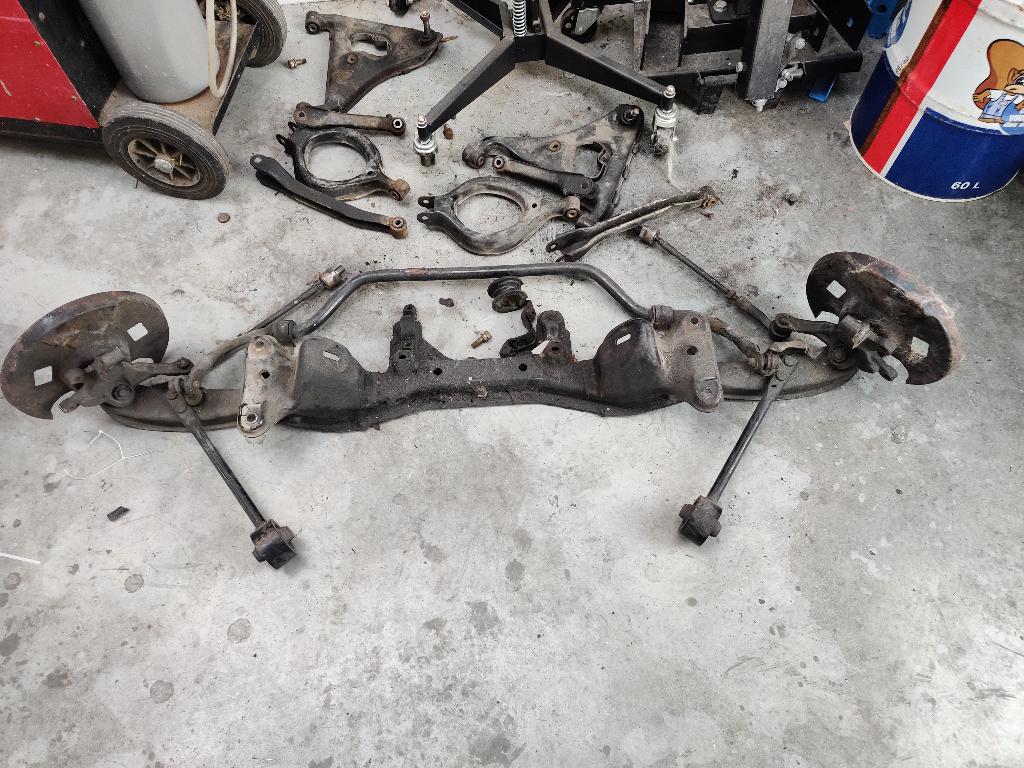 S13 voorste as, Enlèvement, Utilisé, Nissan