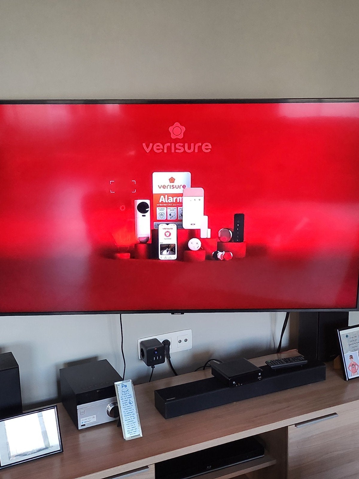 Samsung QE55Q60R is een 55 inch (140 cm) 4K, Enlèvement, Comme neuf, QLED, Samsung