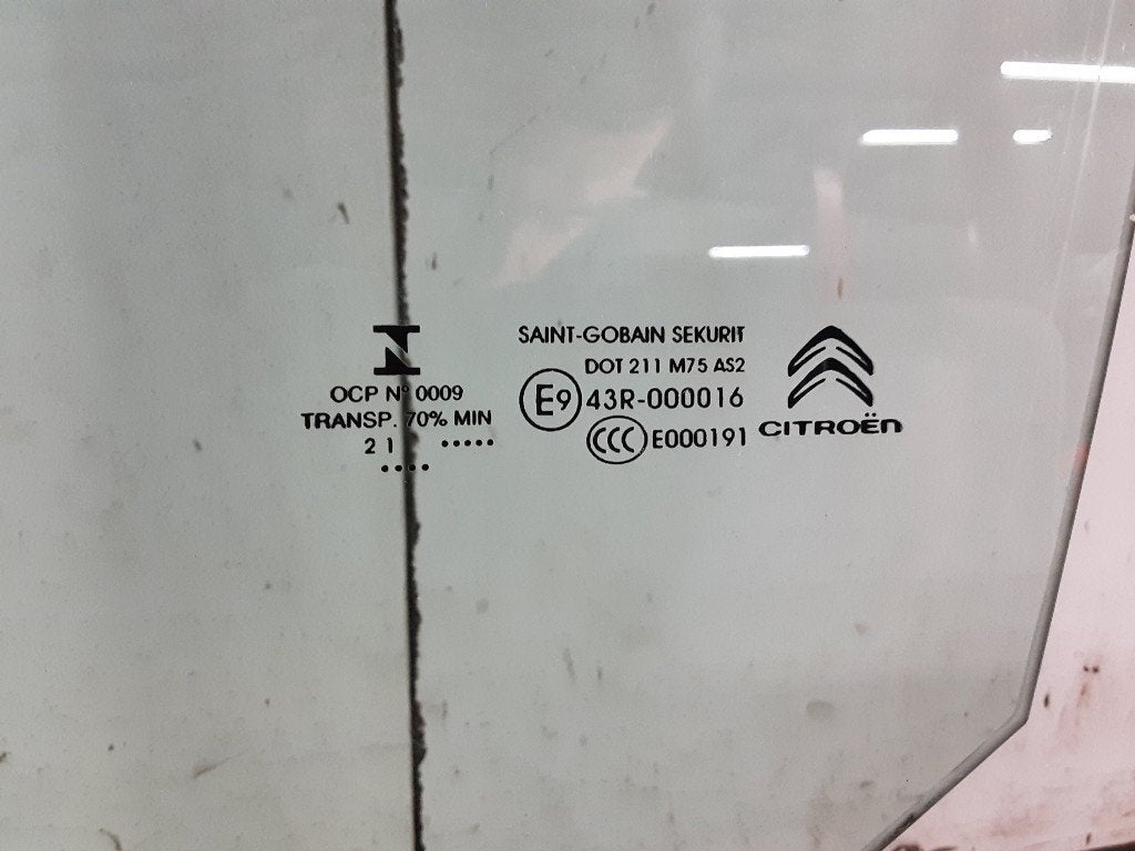 PORTIERRUIT LINKS VOOR Citroën Grand C4 Spacetourer (3A), Gebruikt, Citroën, Mevr. I. Hauben, Rue de l'Espoir 34 34
4030  GRIVEGNÉE, BE