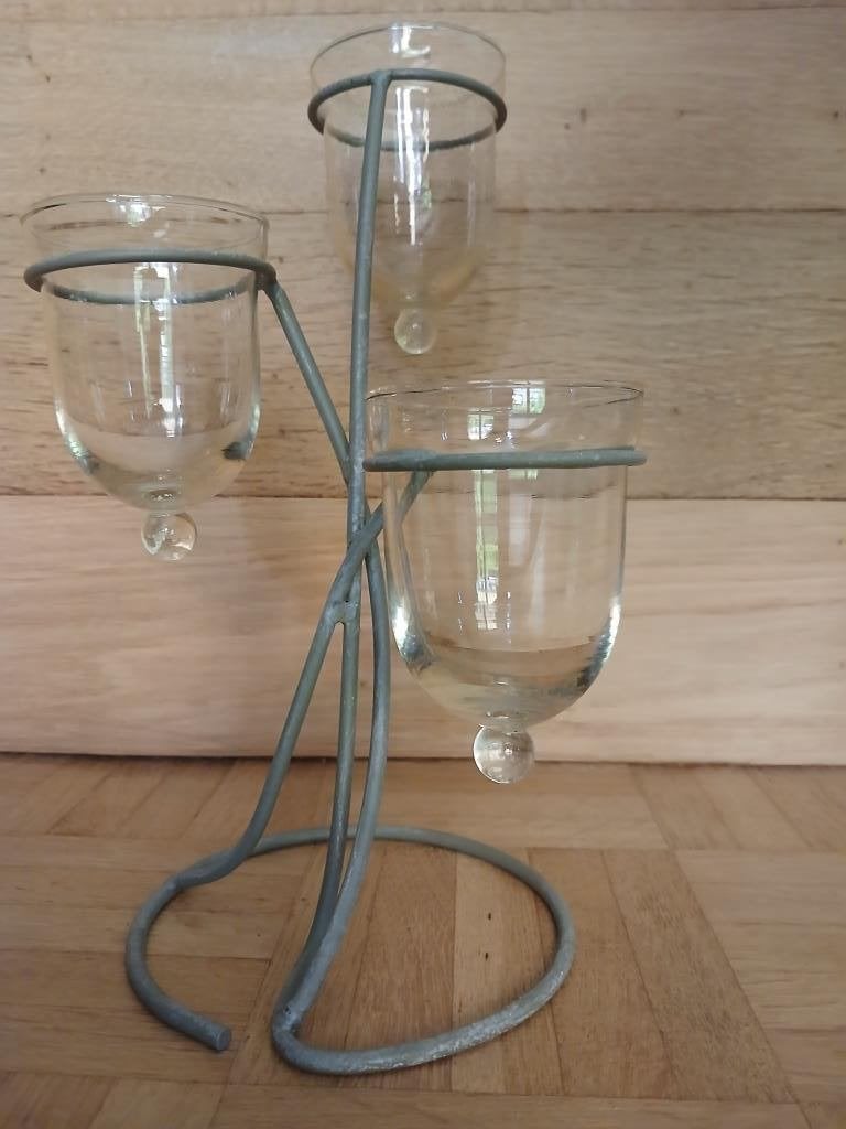 Trio vazen opgehangen op verschillende hoogtes, Ophalen, Op voet, 25 cm, Zilver