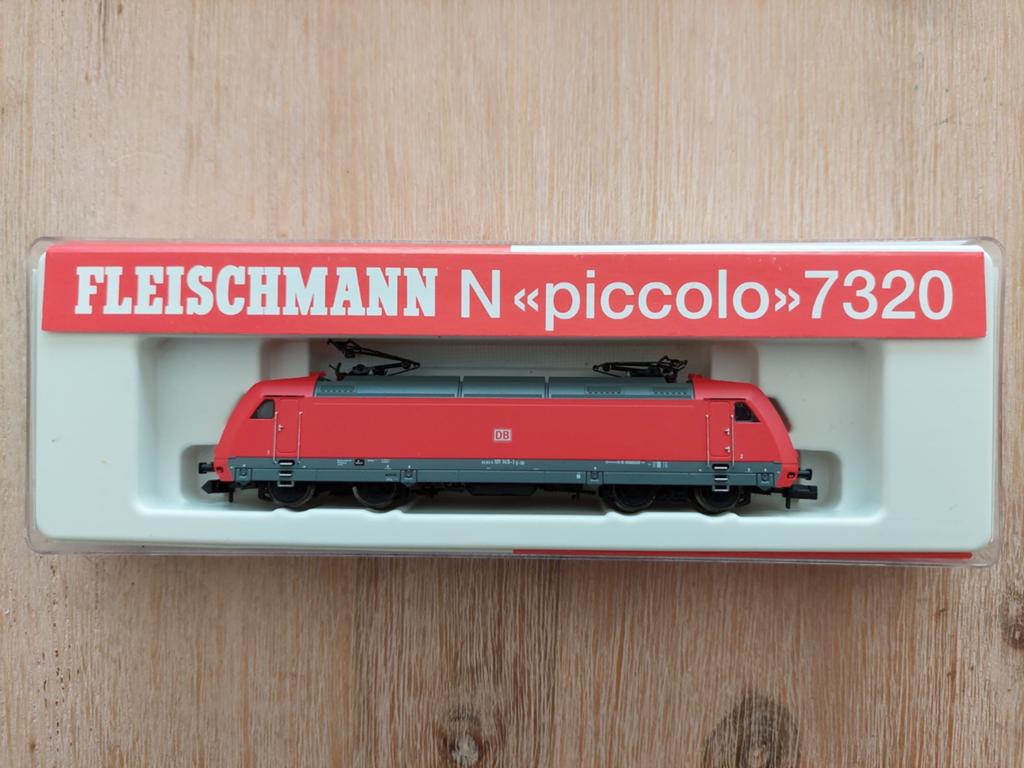 Fleischmann piccolo elektroloc DB digitaal met verlichting, Hobby en Vrije tijd, Ophalen of Verzenden, Locomotief, Fleischmann