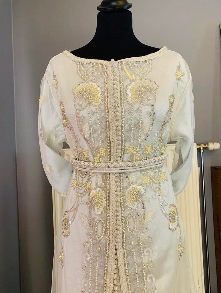 Prachtige lichtgekleurde dubbele takchita, Kleding | Dames, Ophalen of Verzenden, Zo goed als nieuw