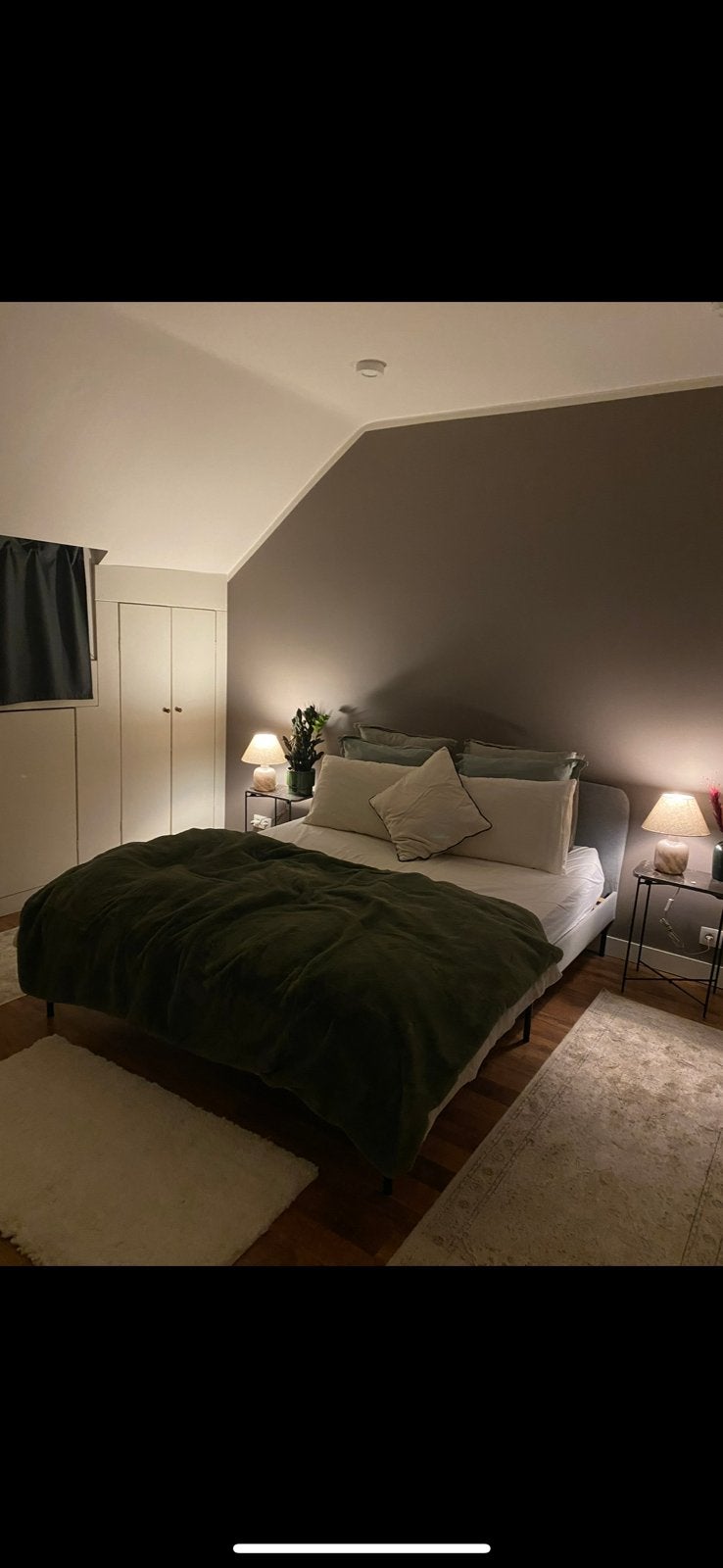 Lit double 160x200 cm avec matelas, Gris, Comme neuf, Enlèvement, 180 cm