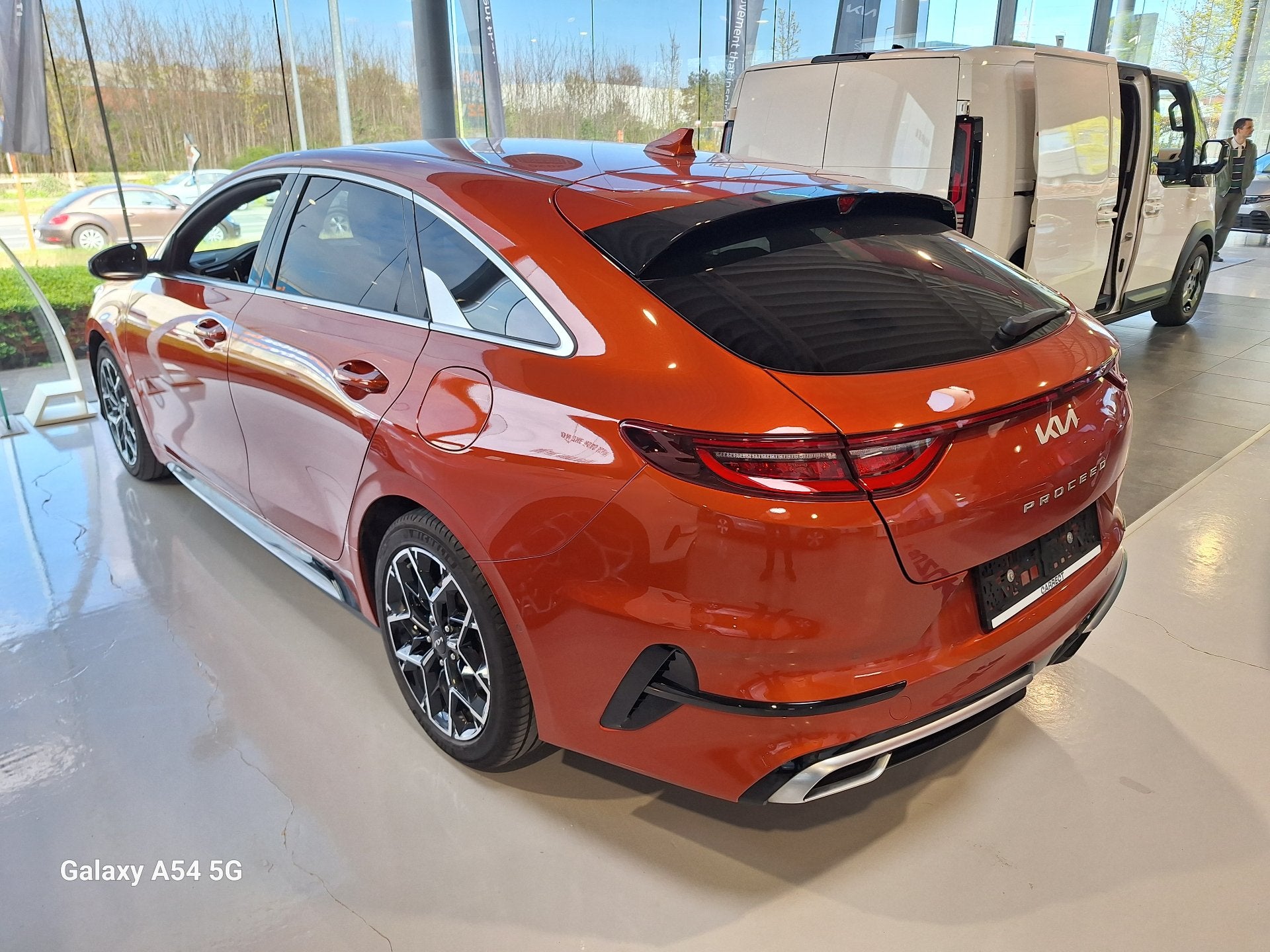 Kia ProCeed PROCEED GT-LINE 1.5T 7DCT - LEZ VALID 2035 - AUT, Auto's, Automaat, Stof, Gebruikt, Bedrijf