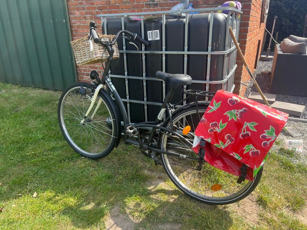 Damesfiets moet dringend weg, Enlèvement, Comme neuf