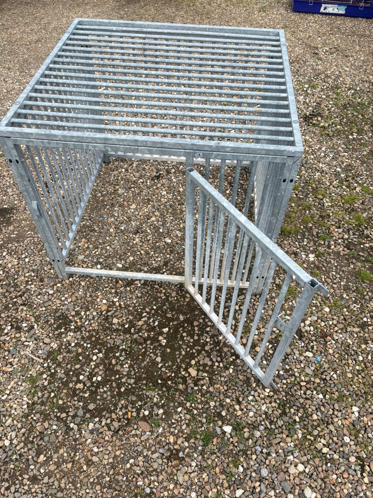 hondenkennel / buitenbench, Ophalen, Zo goed als nieuw, Hondenkennel