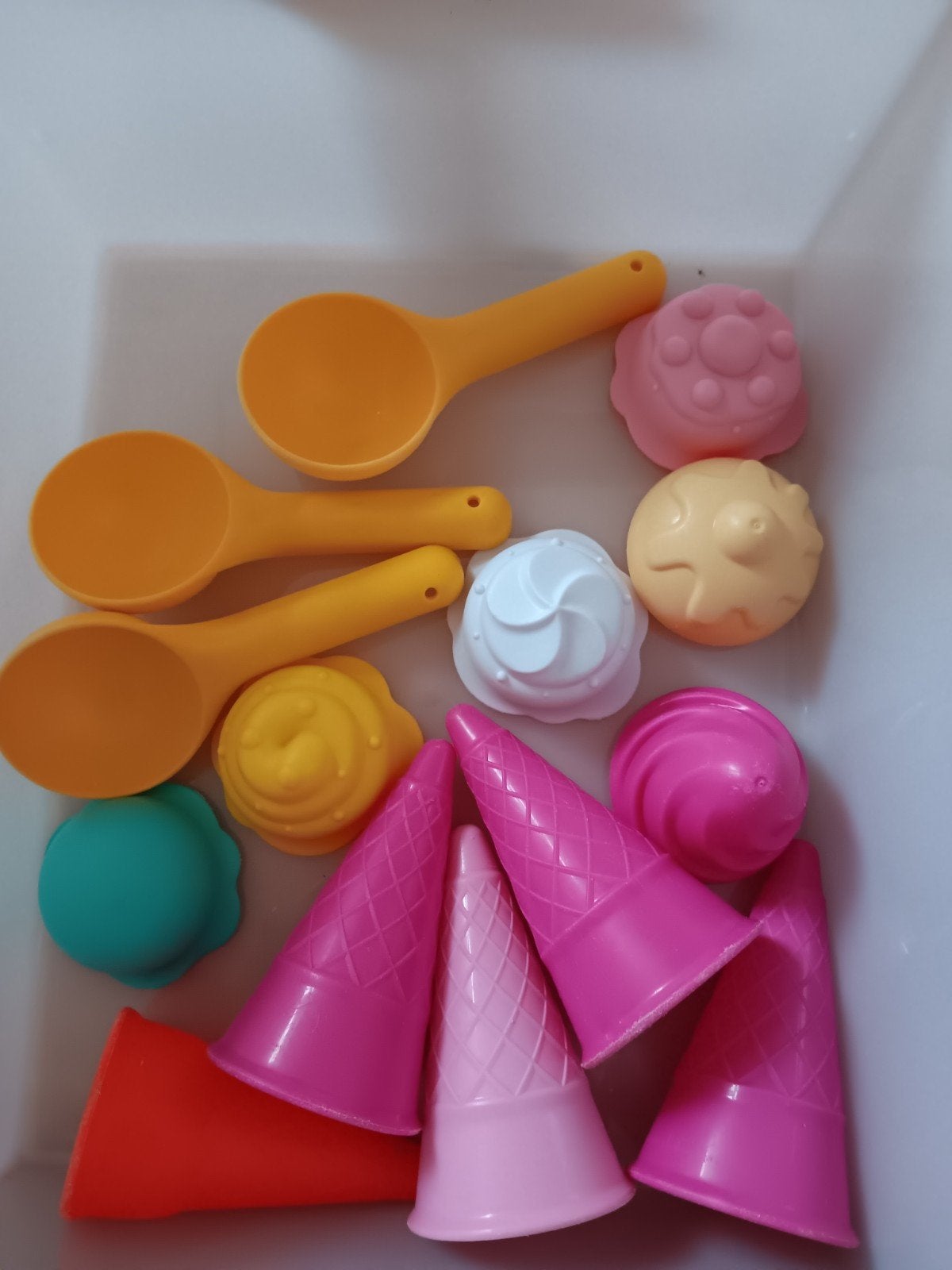 Speelgoed ( zandvormen ijsjes), Kinderen en Baby's, Ophalen