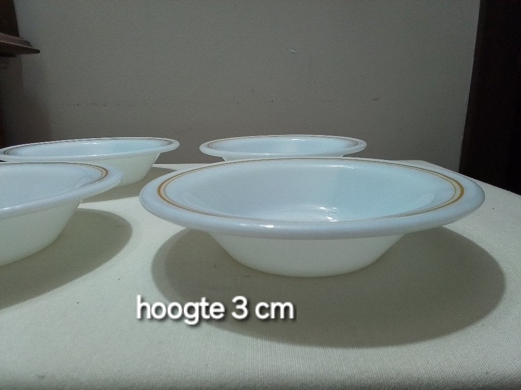4 bols à déjeuner Corelle vintage en pyrex, Enlèvement ou Envoi