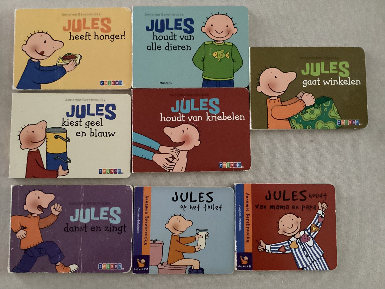 Pakket boekjes  jules, Boeken, Ophalen of Verzenden, Gelezen