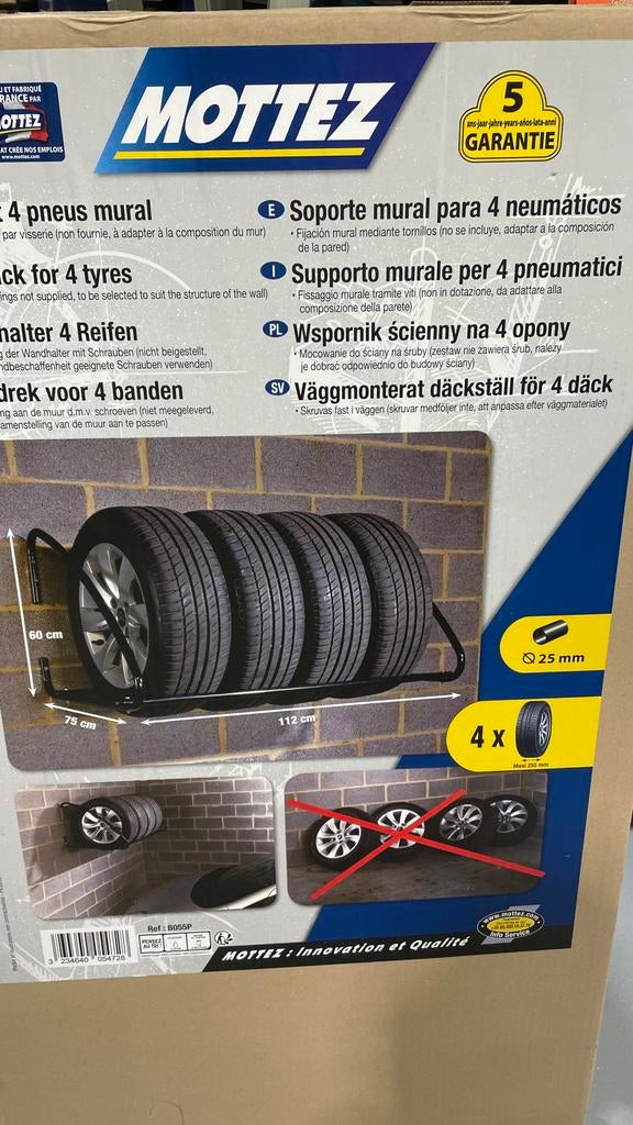 Wandrek voor autobanden - opbergsysteem, Ophalen