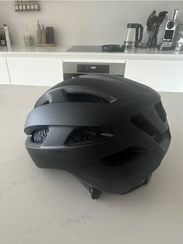Trek Starvos WaveCel fietshelm – L – zwart – perfecte staat, Fietsen en Brommers, Ophalen of Verzenden, Zo goed als nieuw, L, Heer of Dame